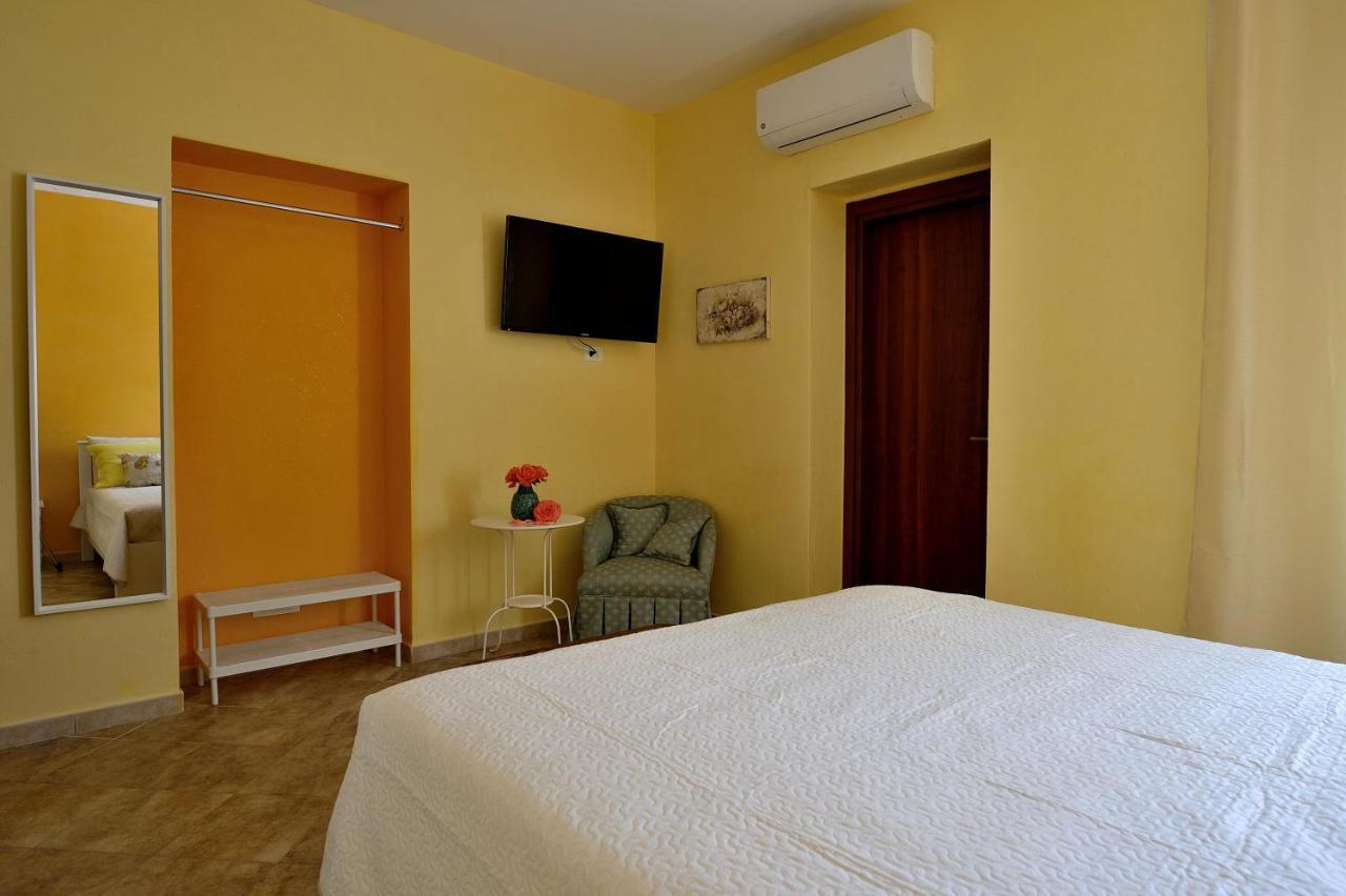 Lumie Di Sicilia Bed & Breakfast Porto Empedocle Exterior photo