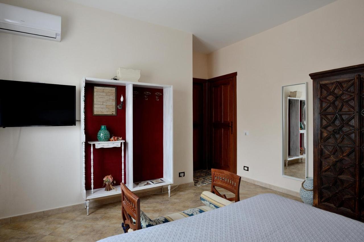 Lumie Di Sicilia Bed & Breakfast Porto Empedocle Exterior photo